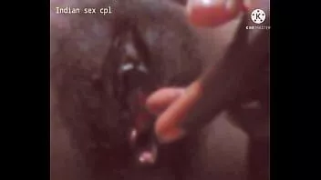 Abspielen Die rote Muschi meiner sexy Frau und die milchigen Brüste