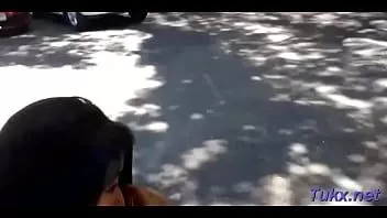 play القضيب في كتكوت سمراء سماوية