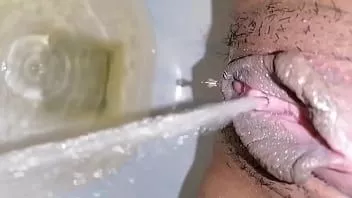 চালান কাঁটা সাদা পোশাক "আমার কালো বলছি" অভিষেক