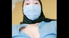 play Erleben Sie die freche Latina-MILF bei einer versteckten Live-Fick-Session