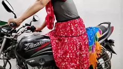 Redare Sesiunea fierbinte de sex în aer liber indian în aer liber
