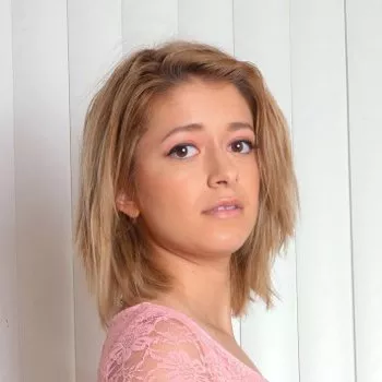 Pornstar Izzy Bell